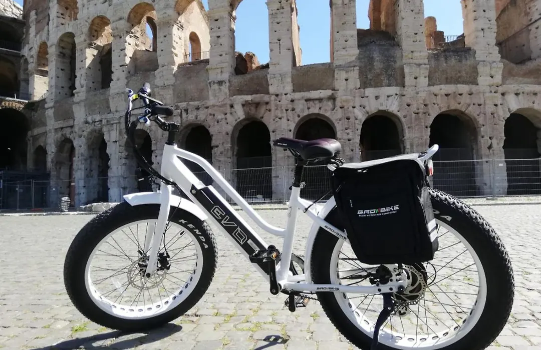 Aeroporto Ciampino a soli 600 Mt Bici Grill Decimo Miglio-1